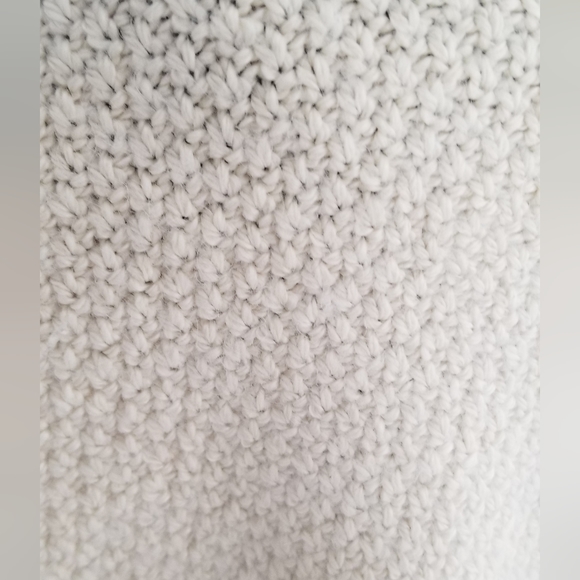 Sweater - Picture 4 of 5